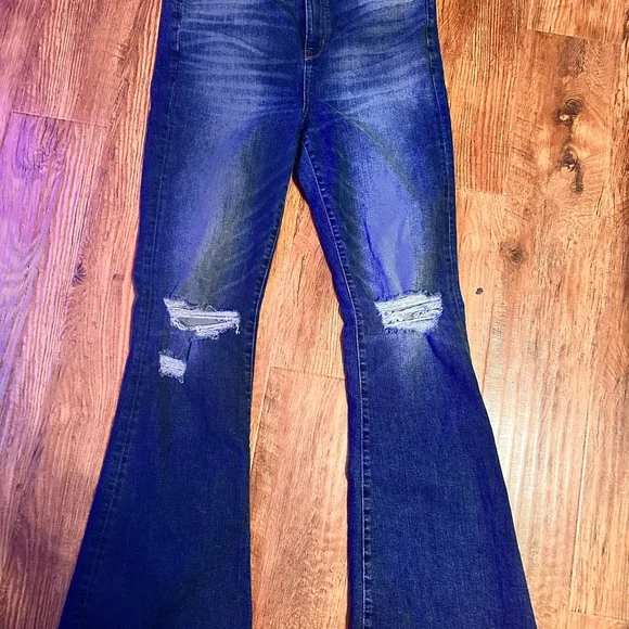 American Eagle Outfitters Dark Blue Flare Jeans - Picture 2 of 4